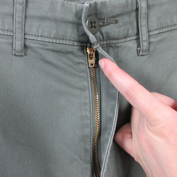 Levi Men's Pants 38 x 34 Green Chino Cotton Blend Casual Skater 574 - Picture 9 of 15